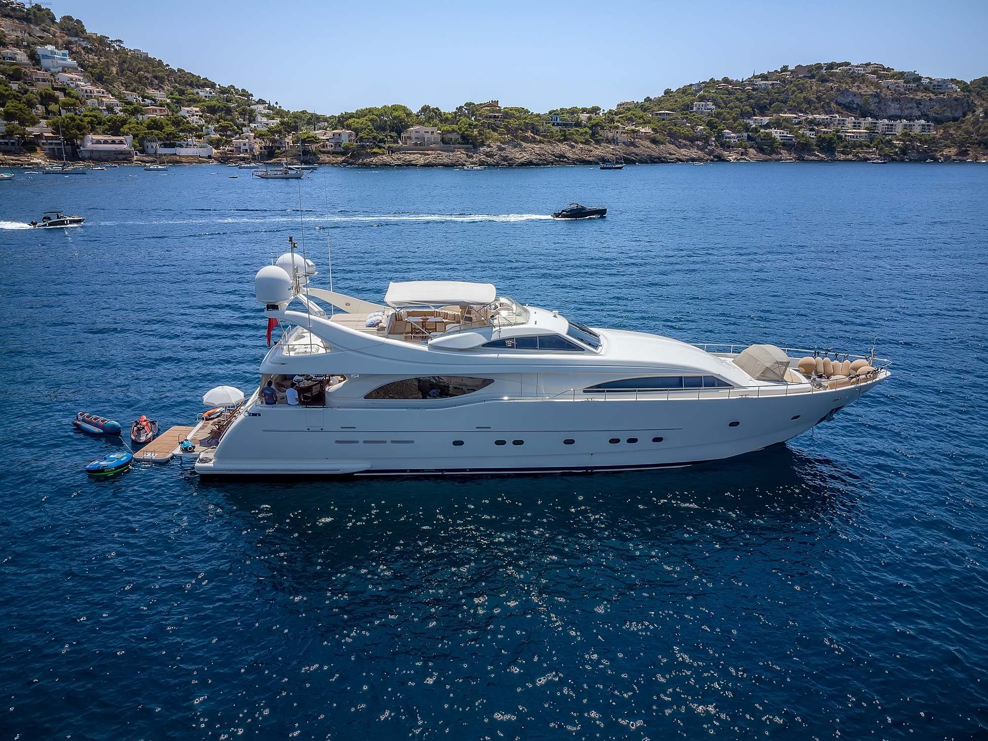 Arrival Mama Berta exteriors 6